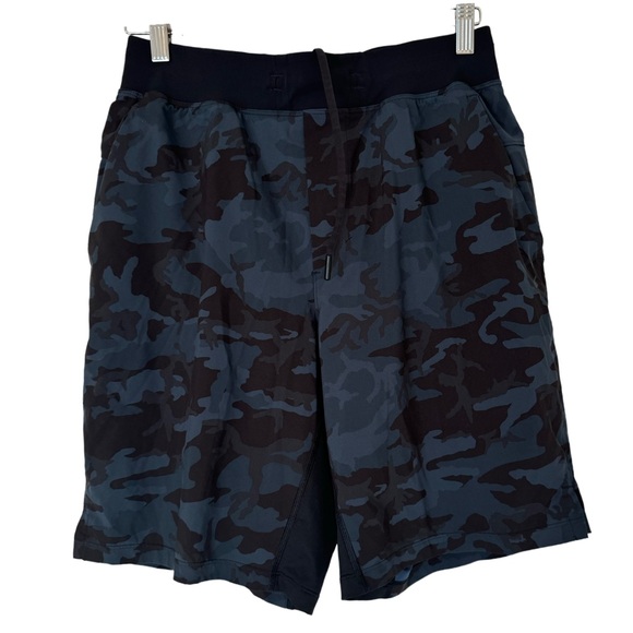 Lululemon‎ T.H.E. SHORTS 9" Inseam Blue Camoflauge Print Men's Medium Drawstring - Picture 1 of 4